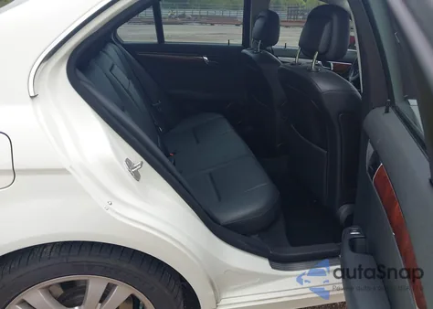 2008 Mercedes-Benz C 300 Luxury/Sport from USA, damaged, VIN WDDGF54X98F040416